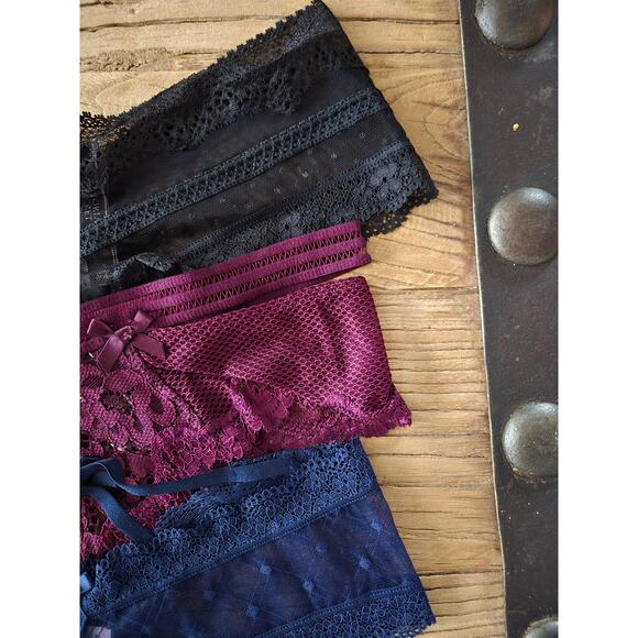 Victoria's Secret Cheeky Hipster Panty Bundle sz xSmall New - Picture 4 of 4